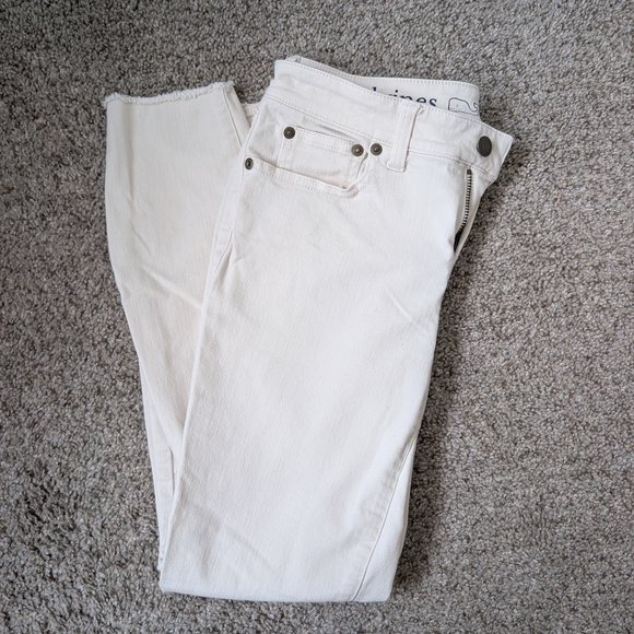Vineyard Vines Denim - Vineyard Vines Cream Straight Leg Jeans Classic Style